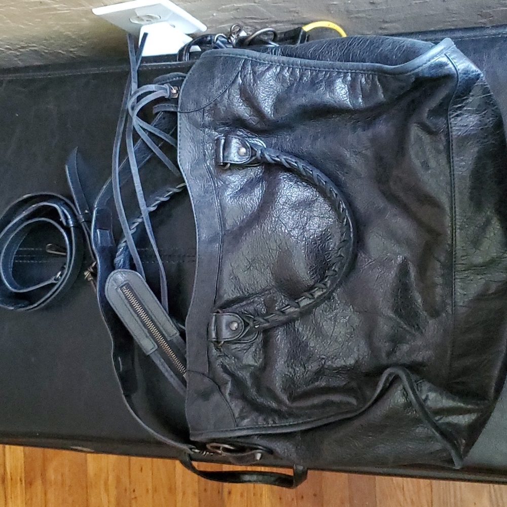 Balenciaga City 2 way bag, Firm Price - Picture 5 of 12